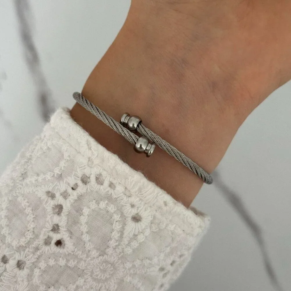 SKU:0020 silver white vintage vibe mini watch bracelet+ gift box Stainless steel